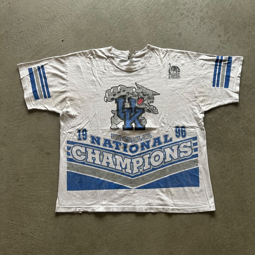 Vintage 90s Kentucky Wildcats Shirt Size XXL White AOP 1996 NCAA National Champs